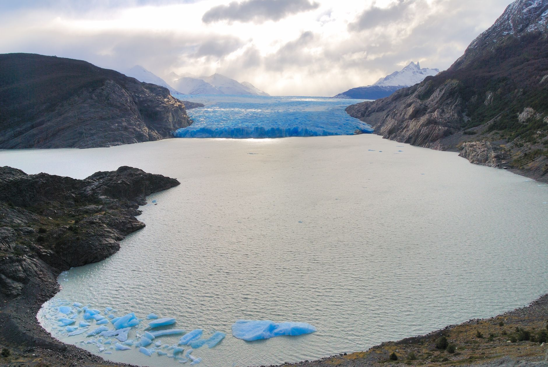 Glaciar y lago en la Patagonia